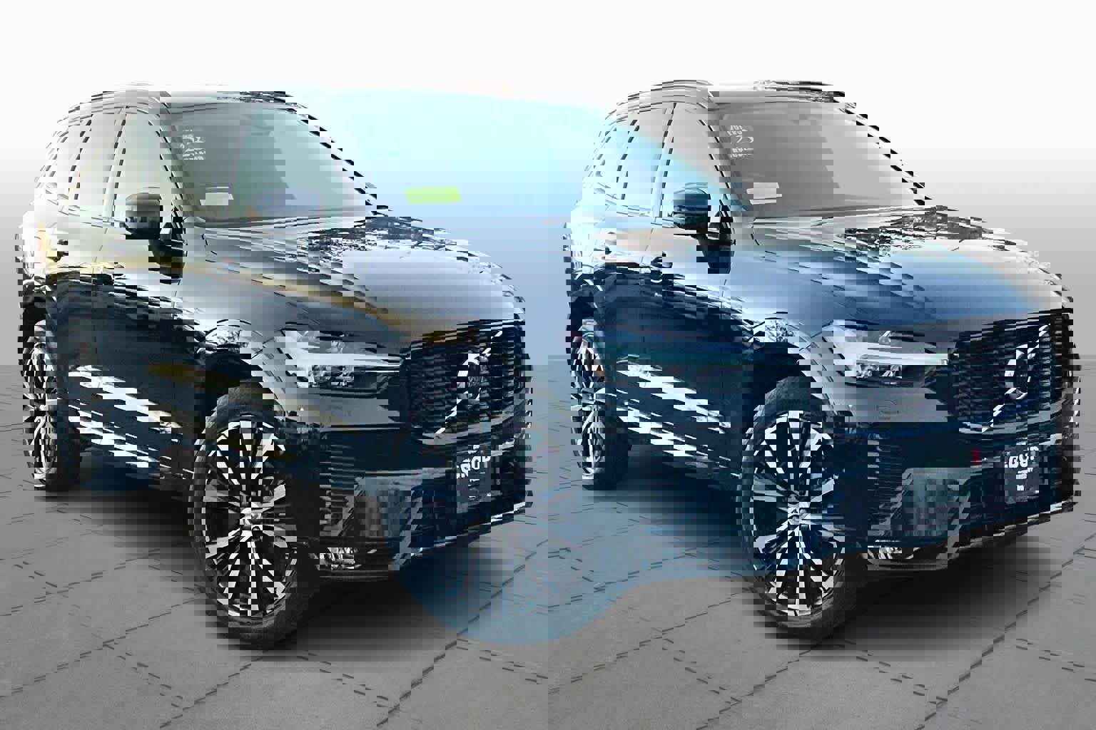 Certified 2024 Volvo XC60 B5 Plus w/ Protection Package Premier image 3