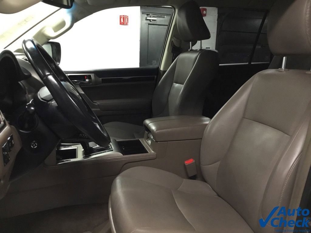 Used 2018 Lexus GX 460 w/ Navigation Package image 24