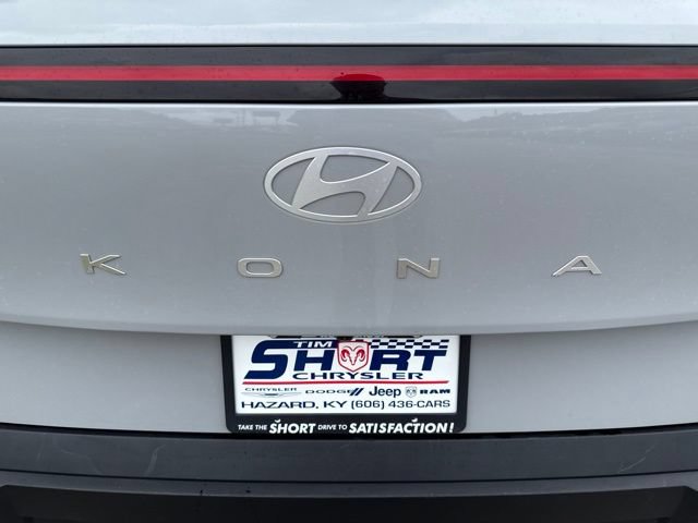 Used 2025 Hyundai Kona SEL AWD/4WD image 13