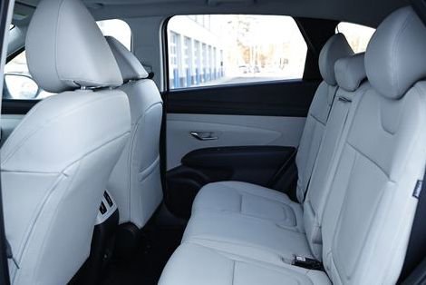 New 2026 Hyundai Tucson SEL image 9