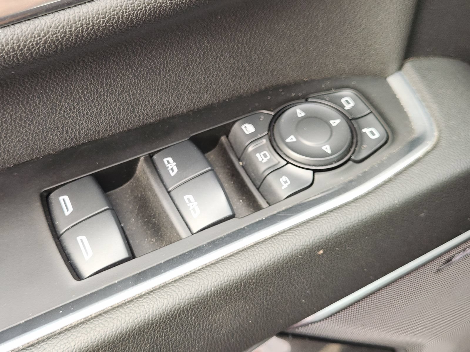 Used 2025 Chevrolet Silverado 2500 High Country w/ High Country Premium Package AWD/4WD image 25