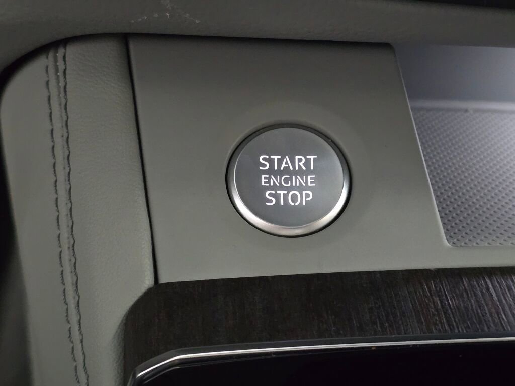 Certified 2025 Audi Q5 2.0T Premium Plus w/ Premium Plus Package image 43