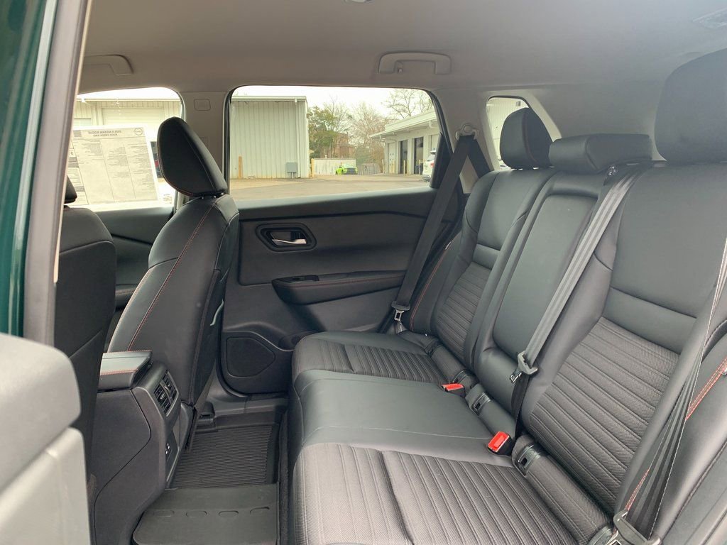 New 2026 Nissan Rogue SV image 22