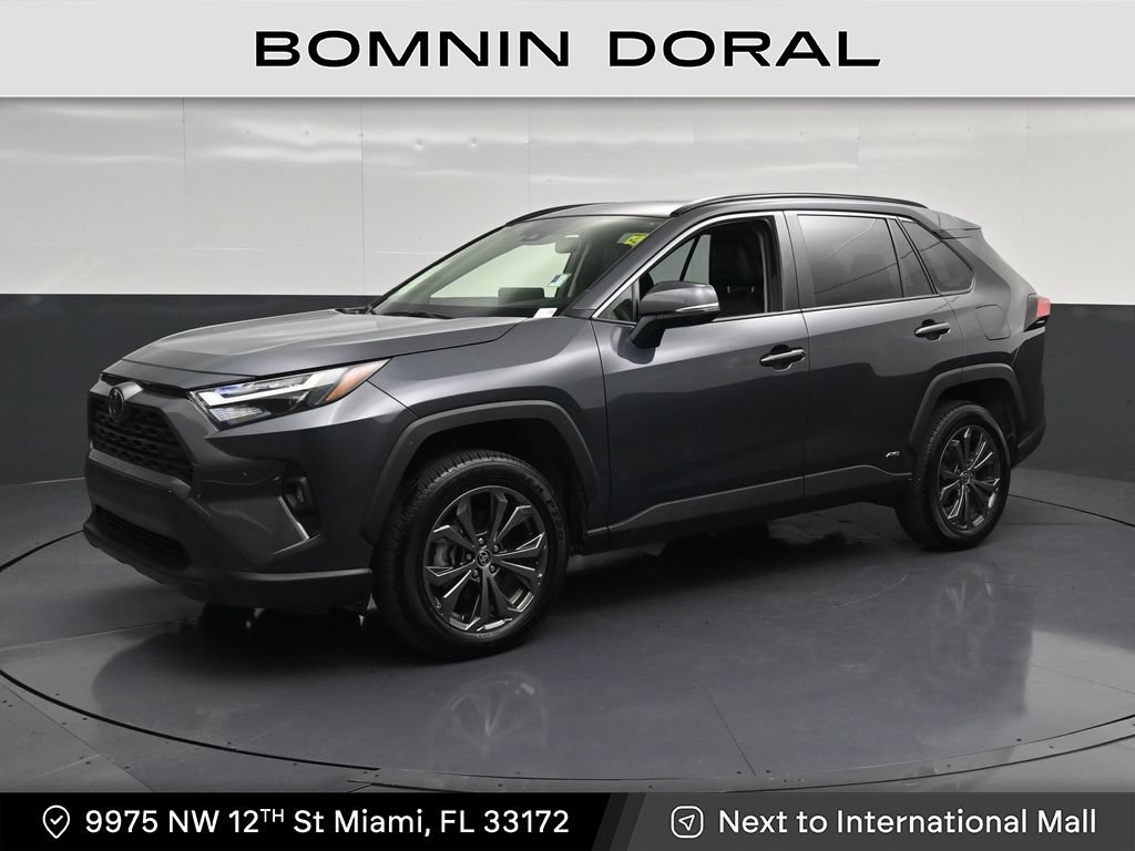 Used 2025 Toyota RAV4 XLE Premium w/ Weather Package AWD/4WD image 1