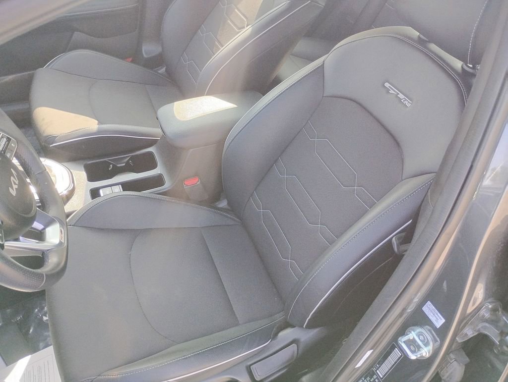Used 2024 Kia Forte GT-Line w/ GT-Line Premium Package FWD image 13