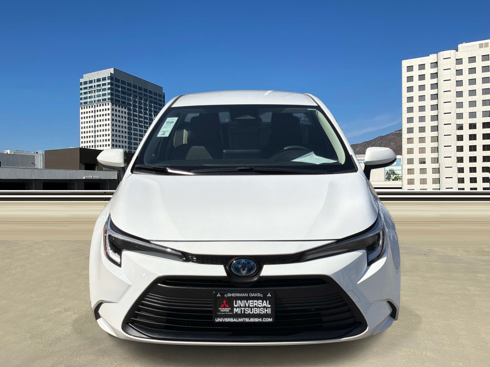 Used 2024 Toyota Corolla LE FWD image 2