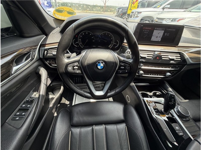 Used 2018 BMW 540i RWD image 36