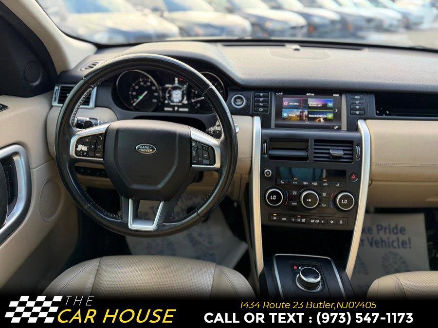Used 2017 Land Rover Discovery Sport HSE image 25