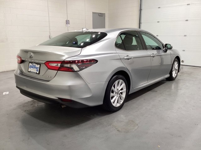 Used 2024 Toyota Camry LE FWD image 7
