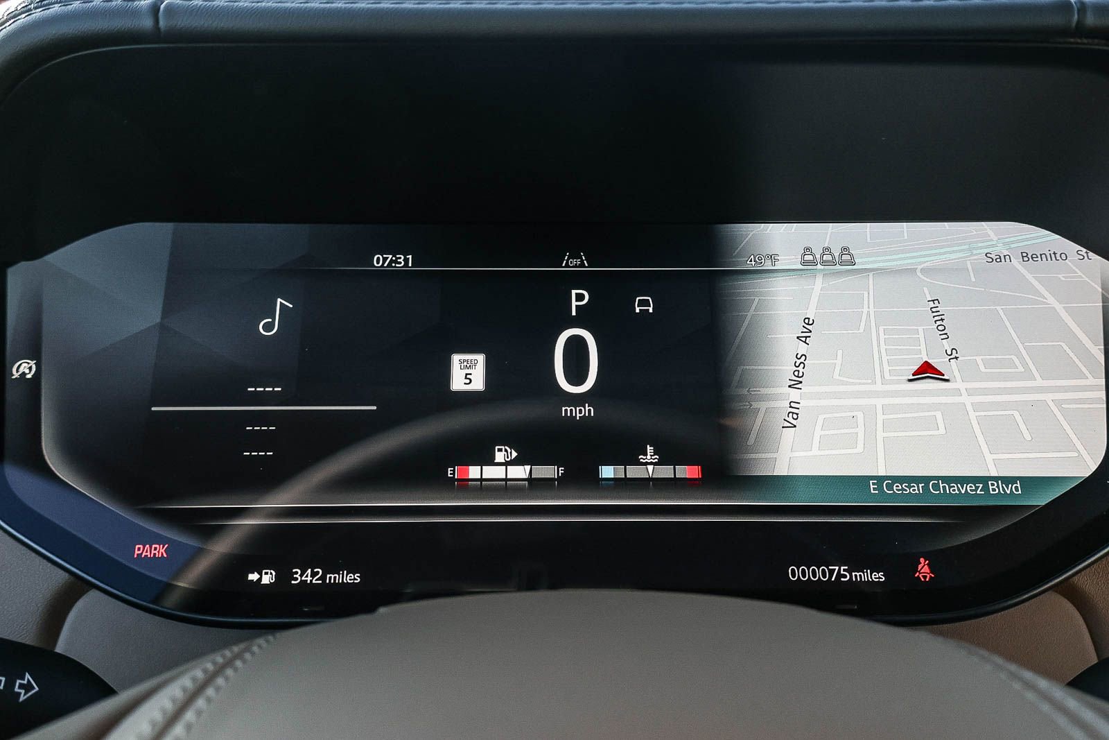 New 2026 Land Rover Range Rover SE image 35