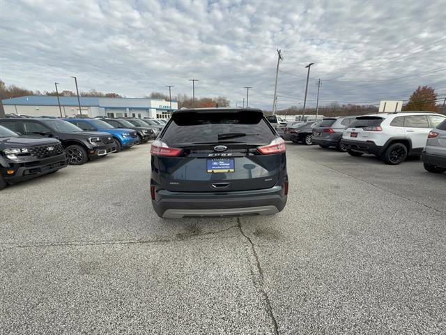 Certified 2022 Ford Edge SEL w/ Convenience Package image 7
