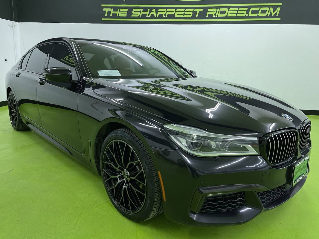 Used 2016 BMW 750i xDrive image 2