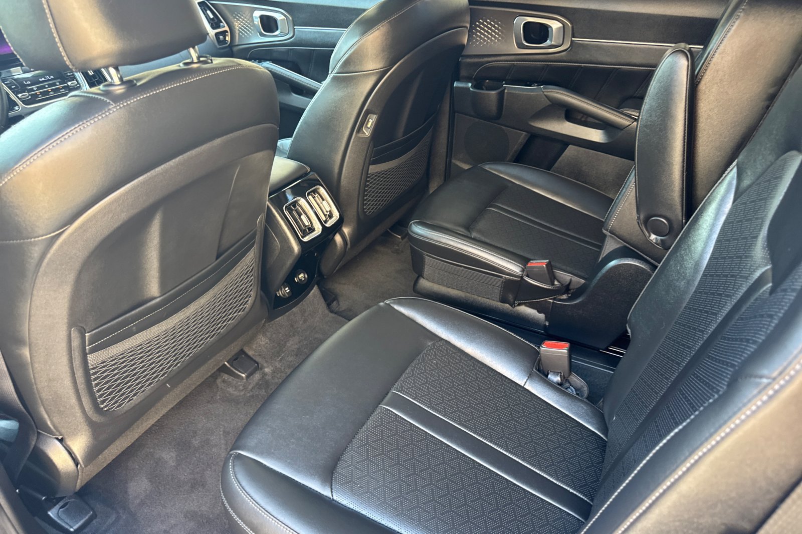 Used 2022 Kia Sorento SX AWD/4WD image 13