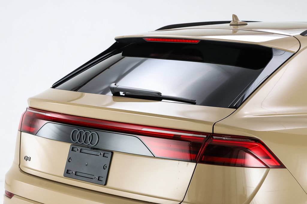 Used 2025 Audi Q8 Premium Plus AWD/4WD image 22
