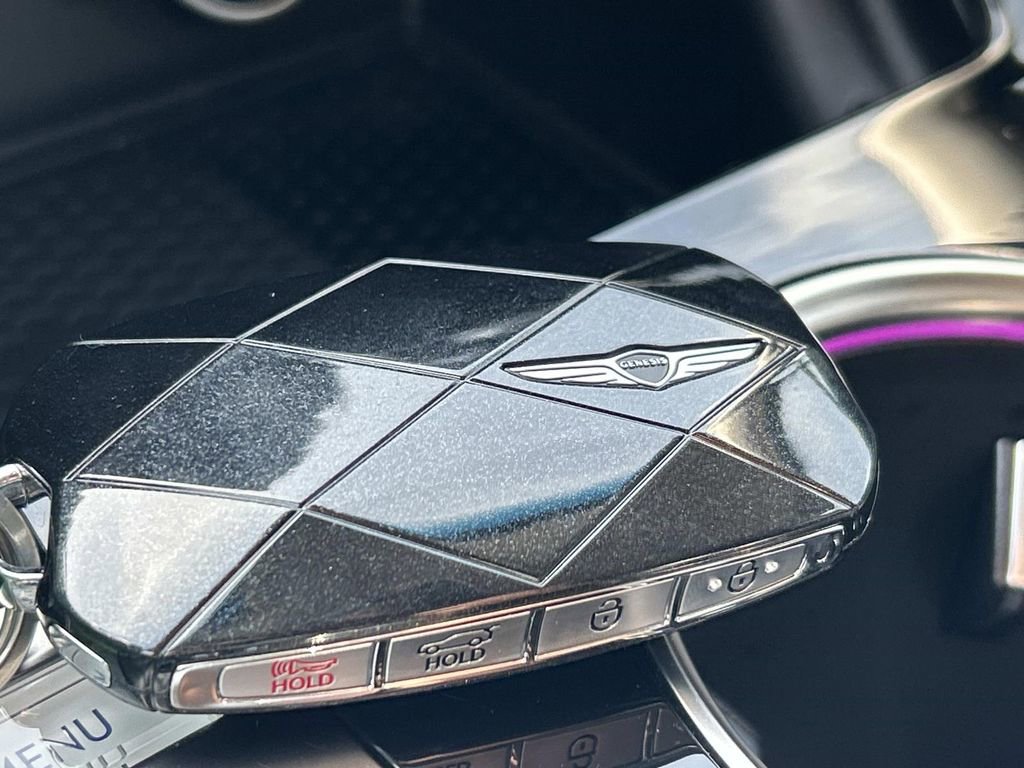 Used 2025 Genesis GV80 2.5T Standard AWD/4WD image 39