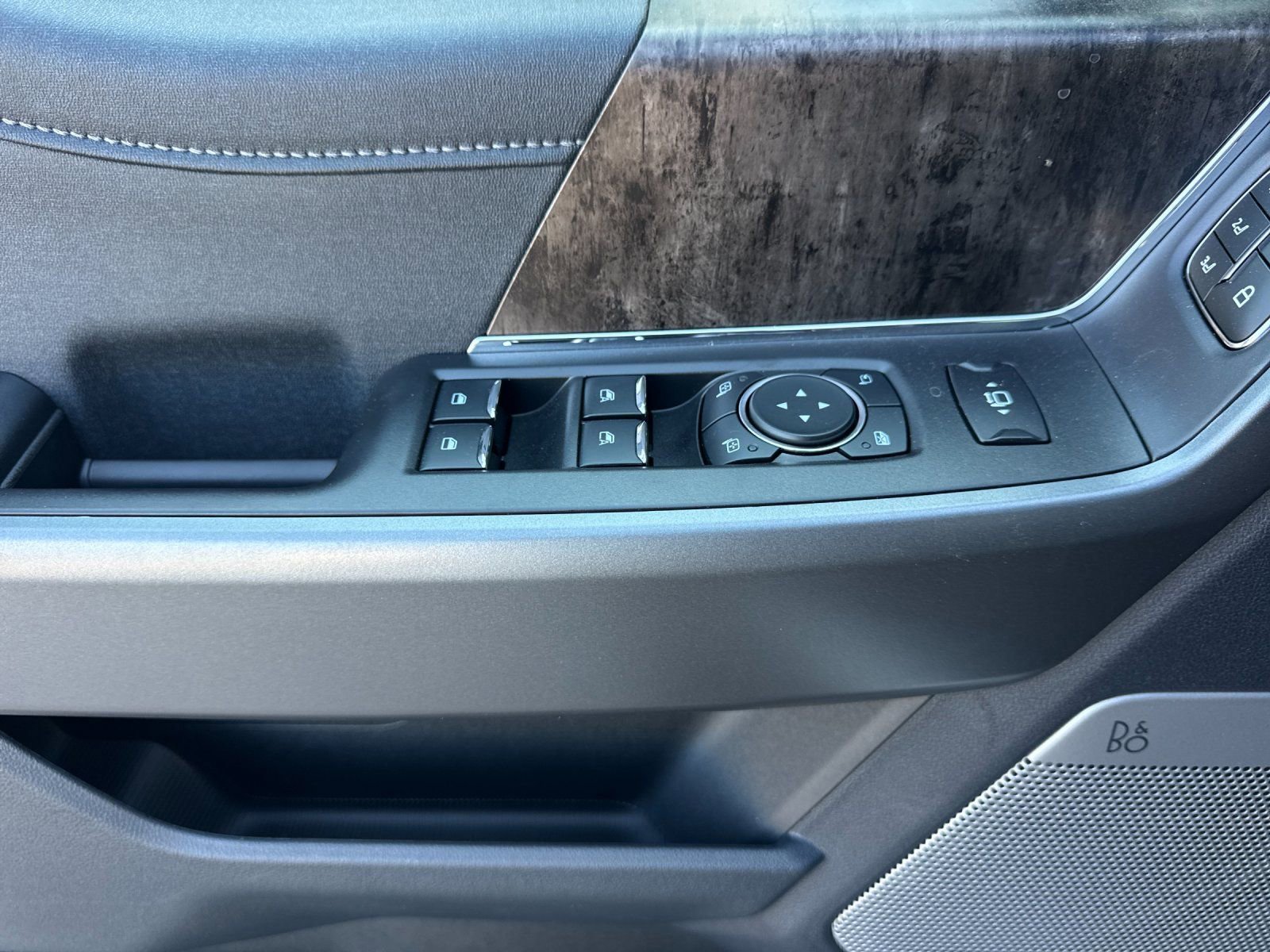 New 2026 Ford F350 Lariat w/ Lariat Ultimate Package image 11