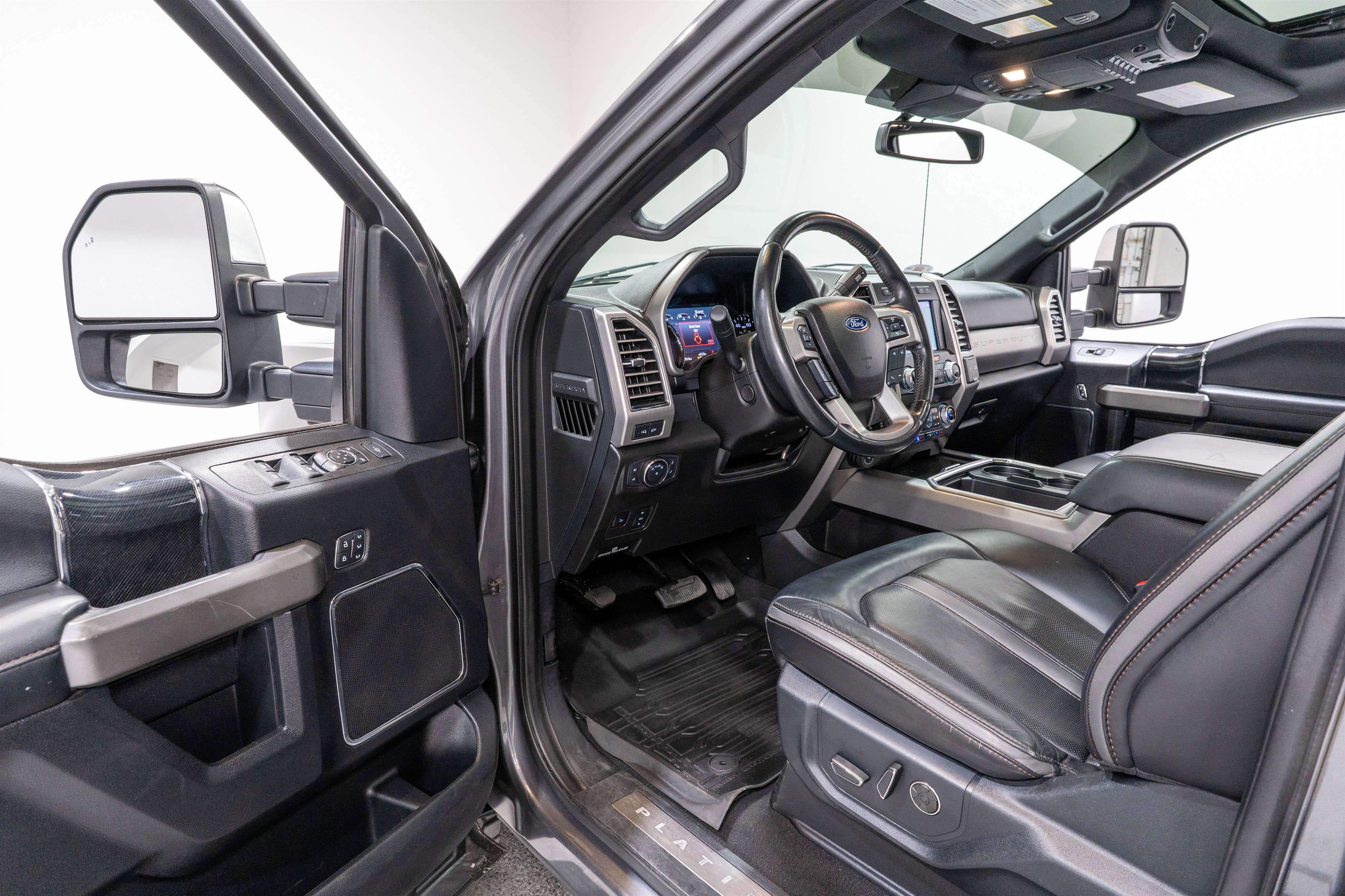Used 2021 Ford F250 Platinum image 15