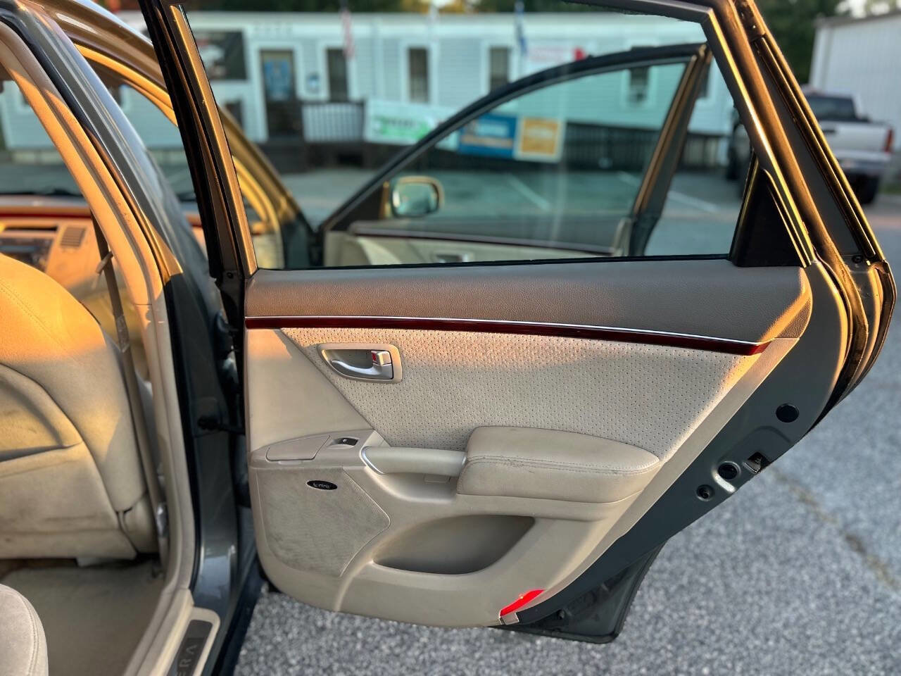 Used 2006 Hyundai Azera SE image 14