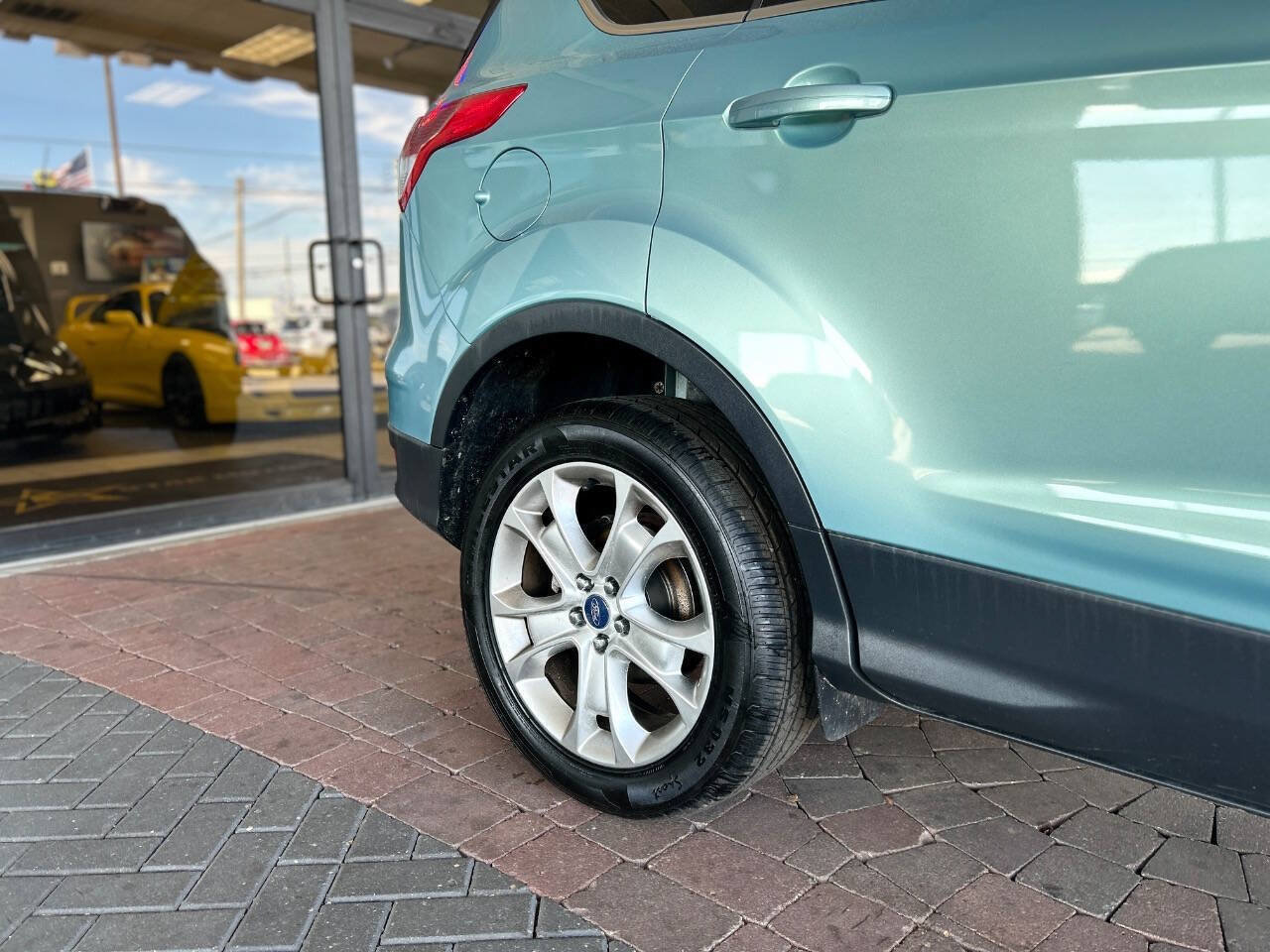 Used 2013 Ford Escape SEL FWD image 21