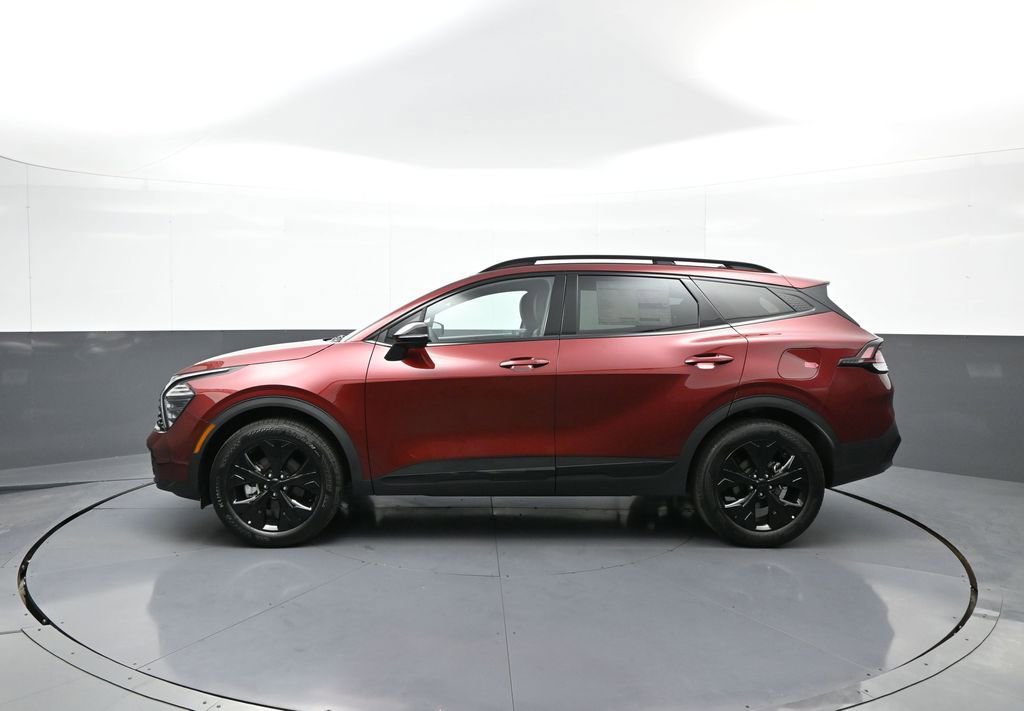 Certified 2025 Kia Sportage X-Line w/ Premium Package AWD/4WD image 9