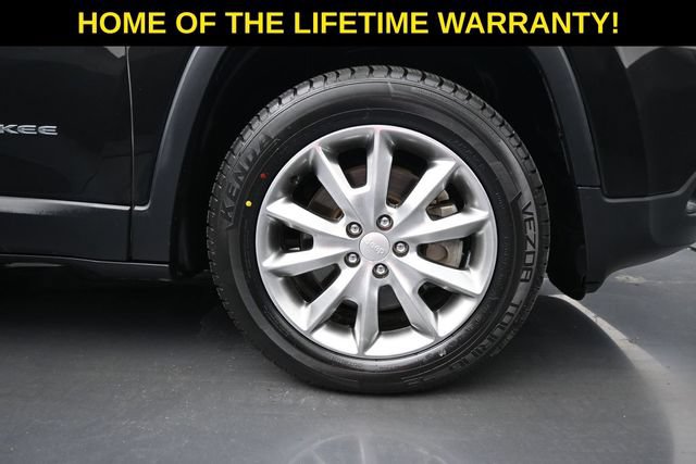 Used 2018 Jeep Cherokee Limited AWD/4WD image 54