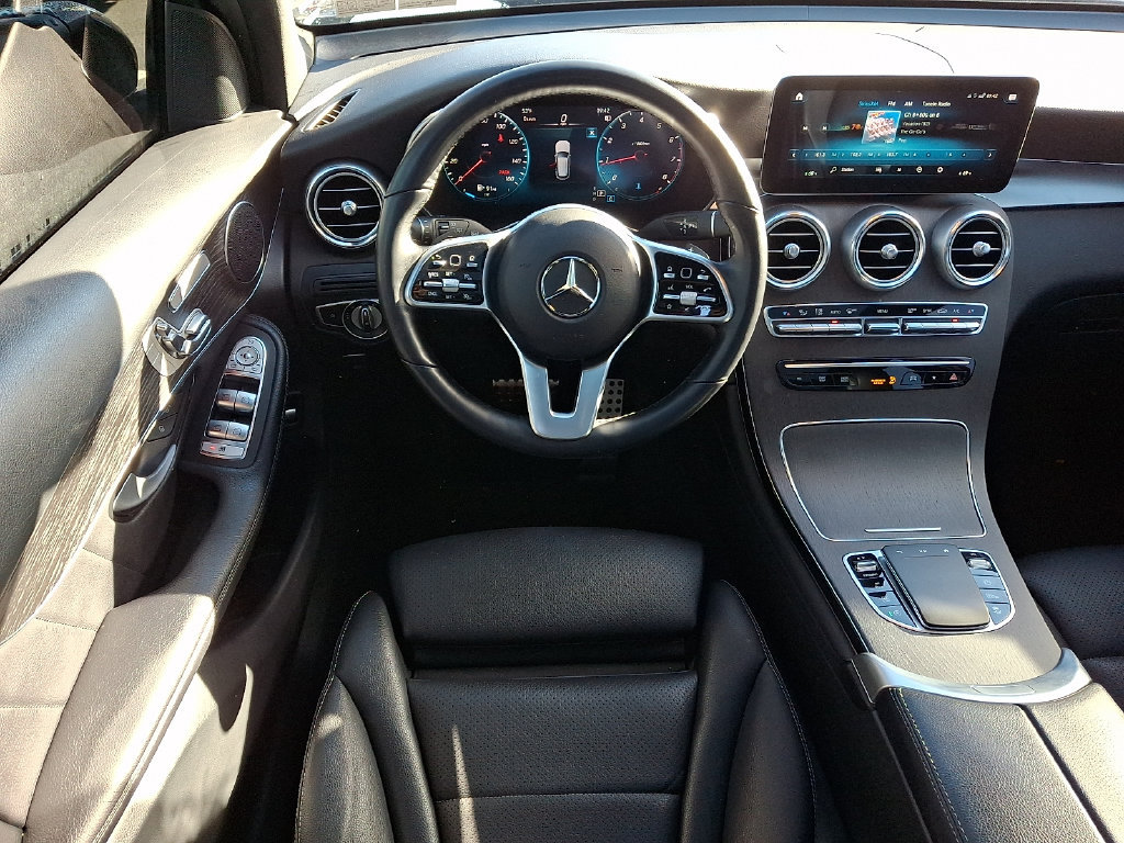 Used 2022 Mercedes-Benz GLC 300 4MATIC image 11