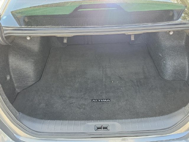 Certified 2025 Nissan Altima 2.5 S FWD image 10