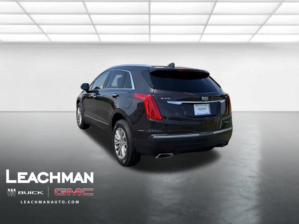 Used 2018 Cadillac XT5 Luxury w/ Driver Awareness Package FWD image 5