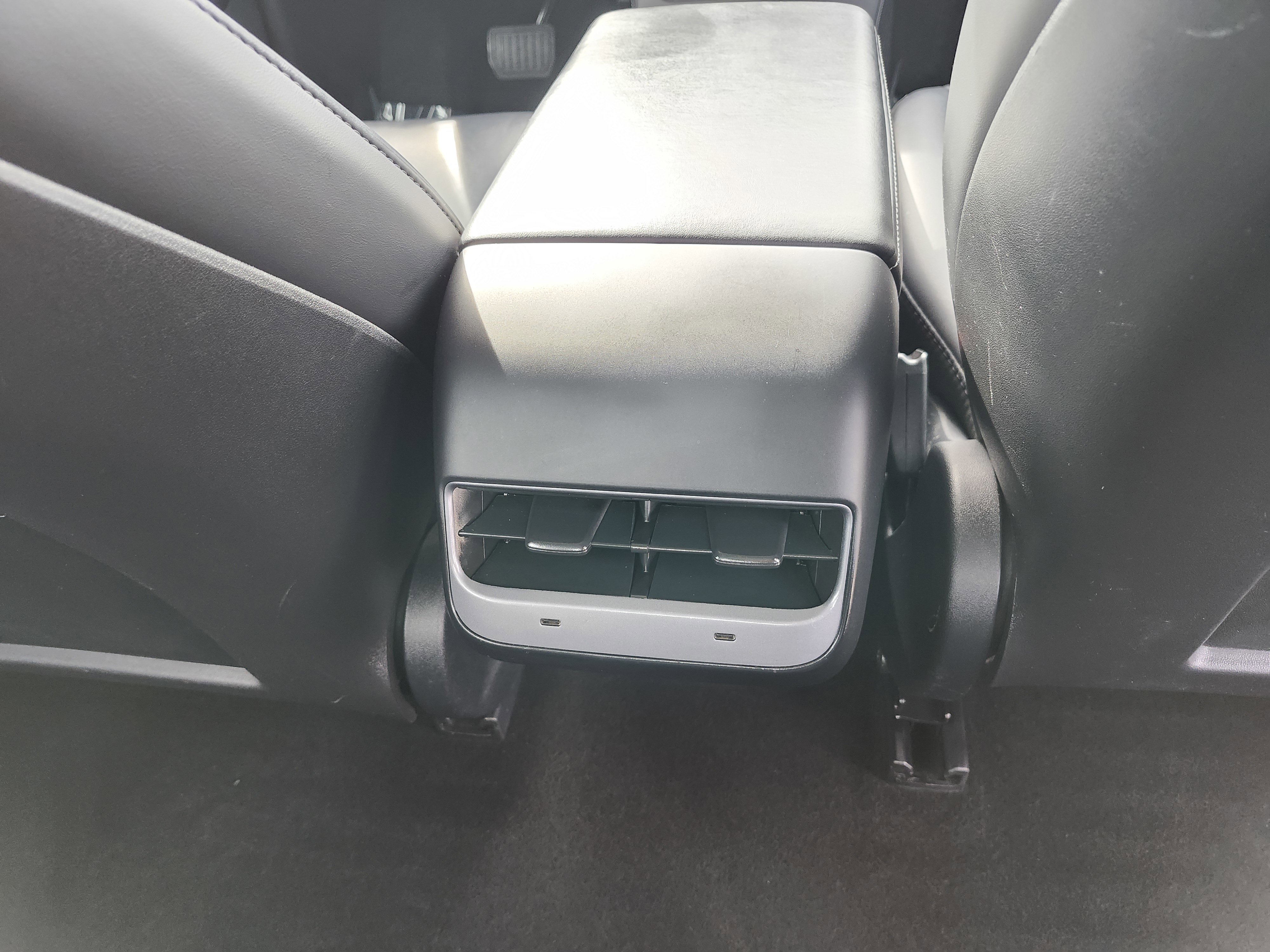 Used 2022 Tesla Model 3 image 21