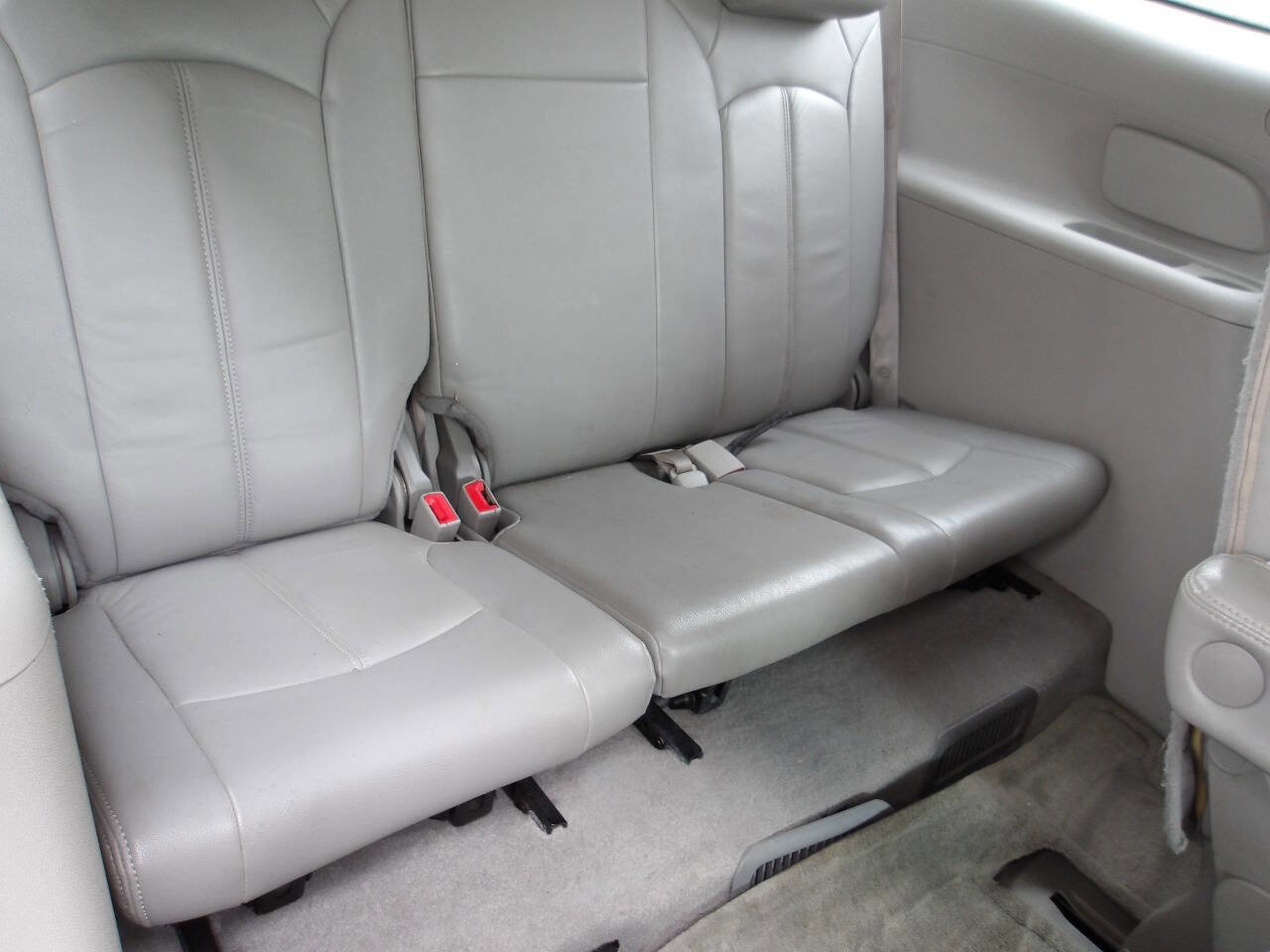 Used 2013 Buick Enclave Convenience image 24