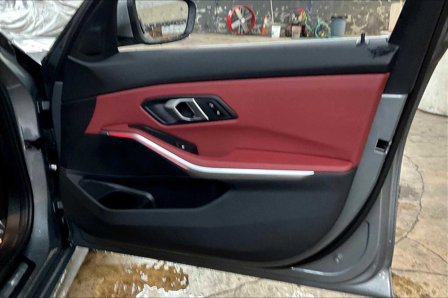 Used 2025 BMW 330i 330i w/ Premium Package image 27