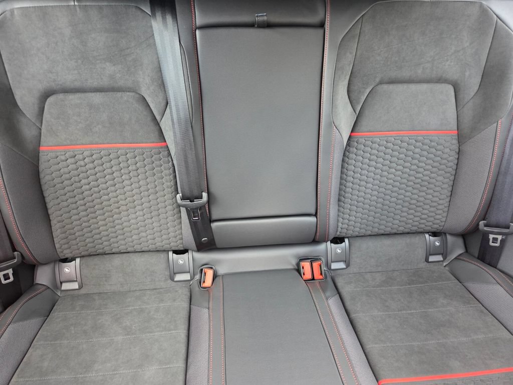 Used 2026 Volkswagen GTI SE FWD image 29
