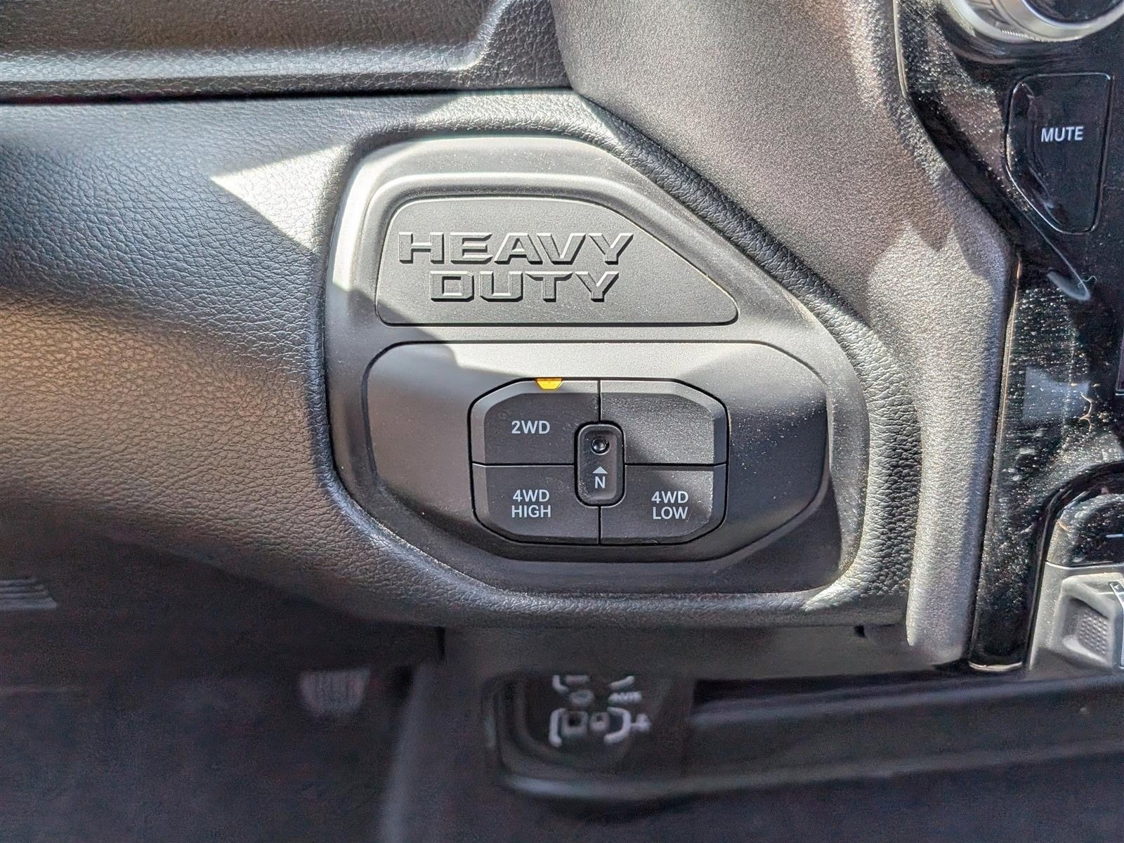 New 2025 RAM 2500 Tradesman AWD/4WD image 21