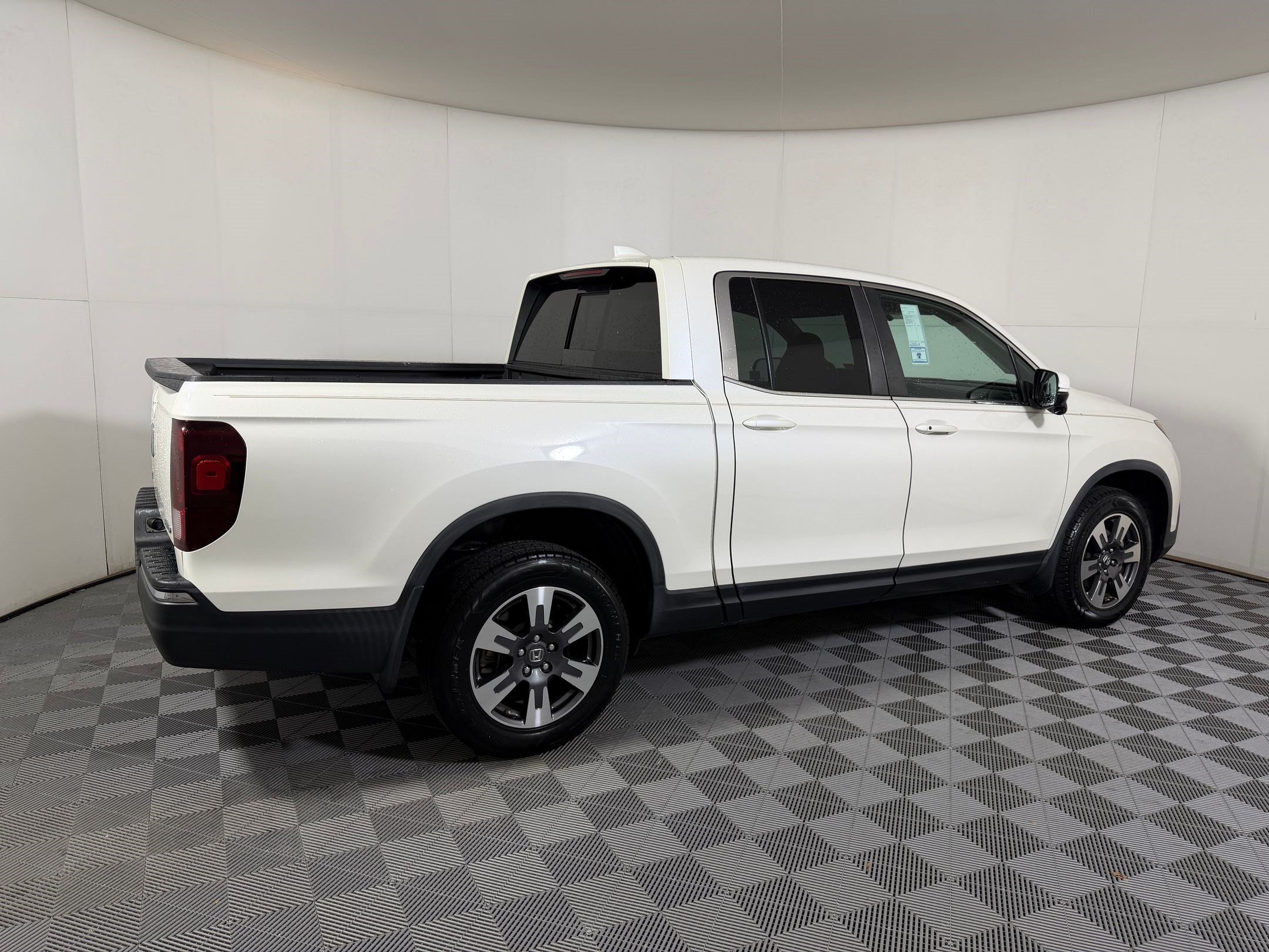 Certified 2019 Honda Ridgeline RTL-T image 7