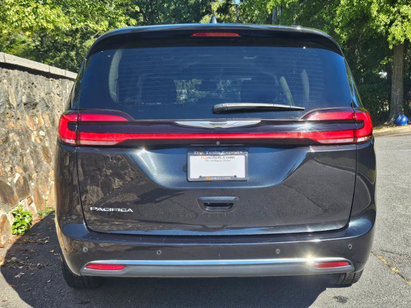 Used 2021 Chrysler Pacifica Touring-L FWD image 7