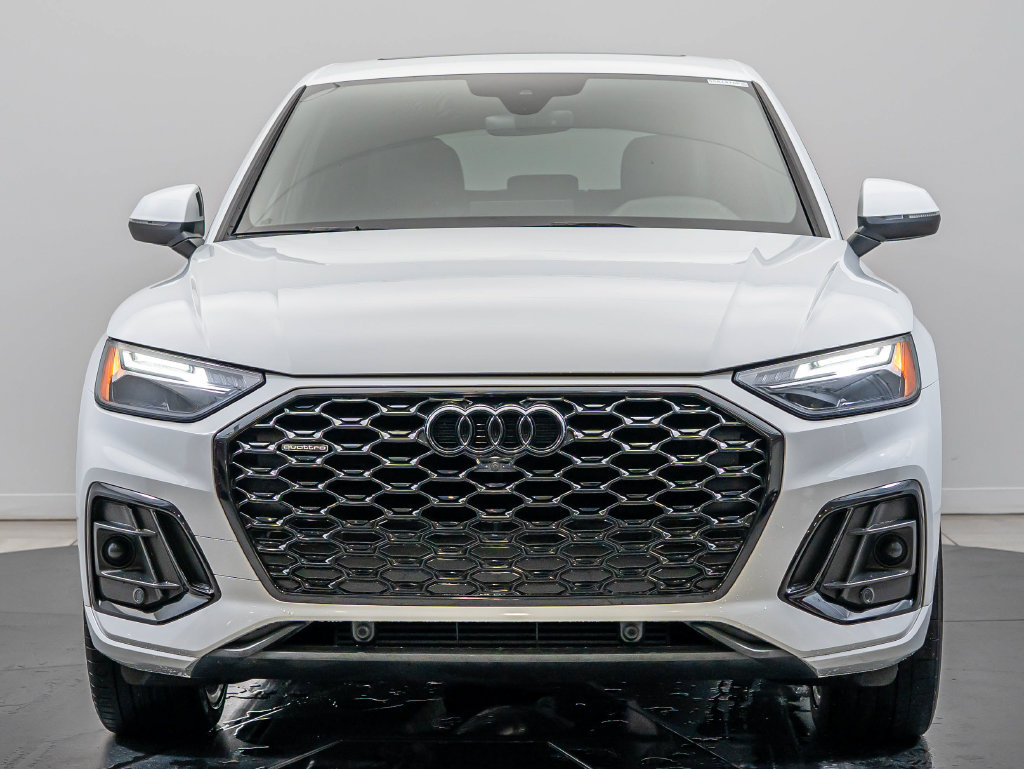 Used 2023 Audi Q5 2.0T Premium Plus w/ Premium Plus Package AWD/4WD image 2