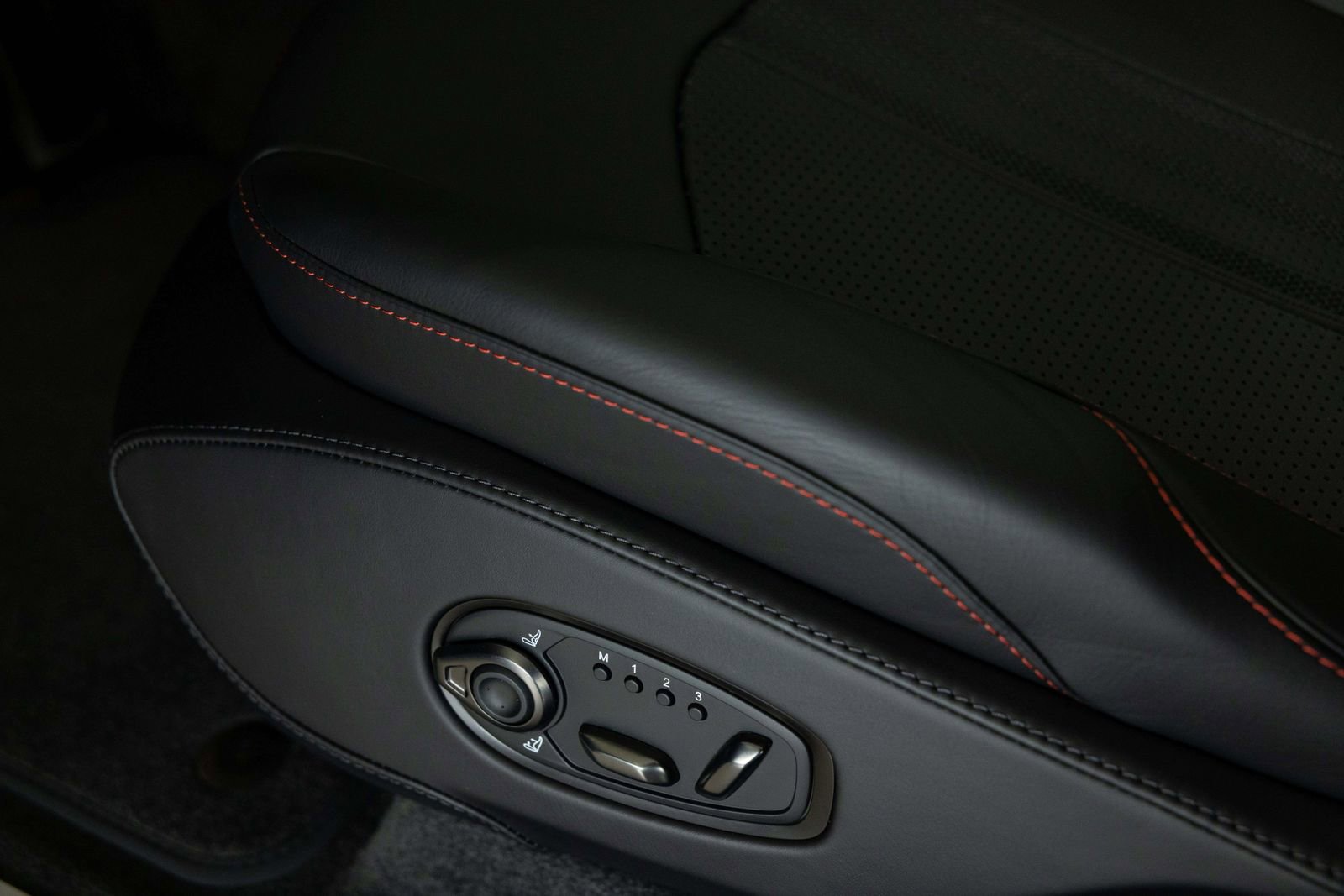 New 2026 Aston Martin DBX 707 AWD/4WD image 20