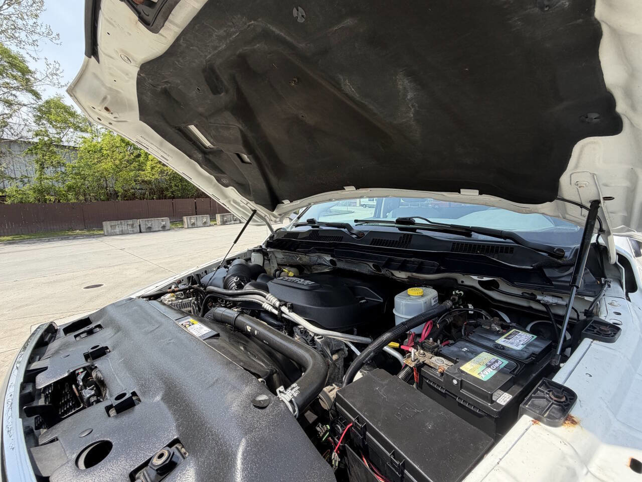 Used 2014 RAM 3500 SLT image 27