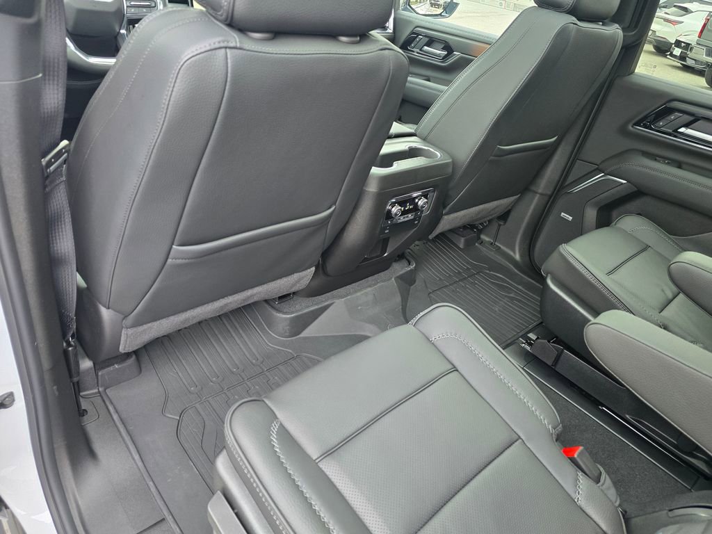 New 2026 GMC Yukon Denali w/ Sun & Power Step Package image 24