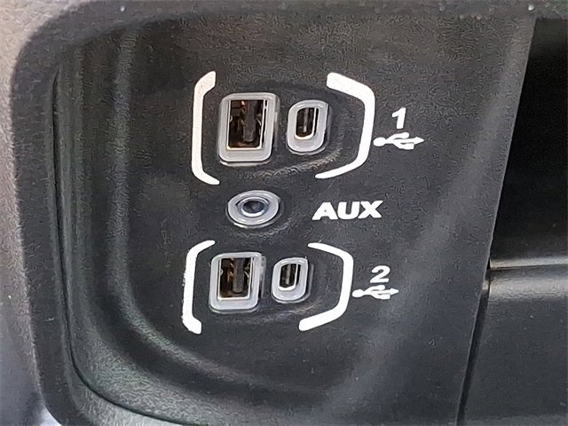 Used 2023 RAM 3500 Tradesman w/ Chrome Appearance Group image 20