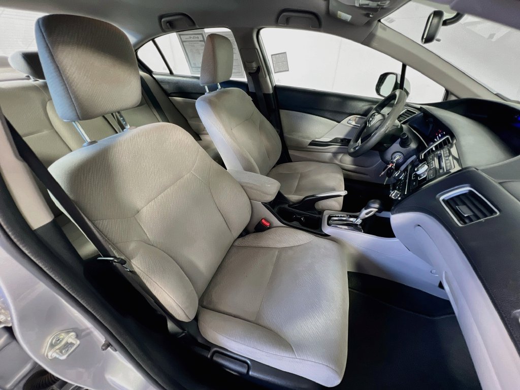Used 2013 Honda Civic LX image 25