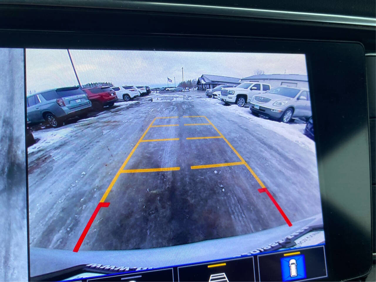 Used 2022 Buick Enclave Premium image 25