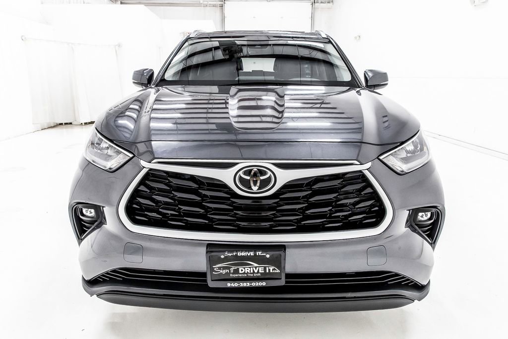 Used 2020 Toyota Highlander XLE FWD image 9