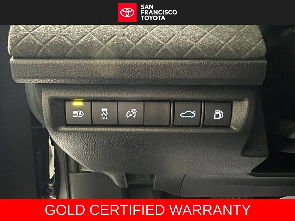 Certified 2026 Toyota Camry XLE FWD image 34