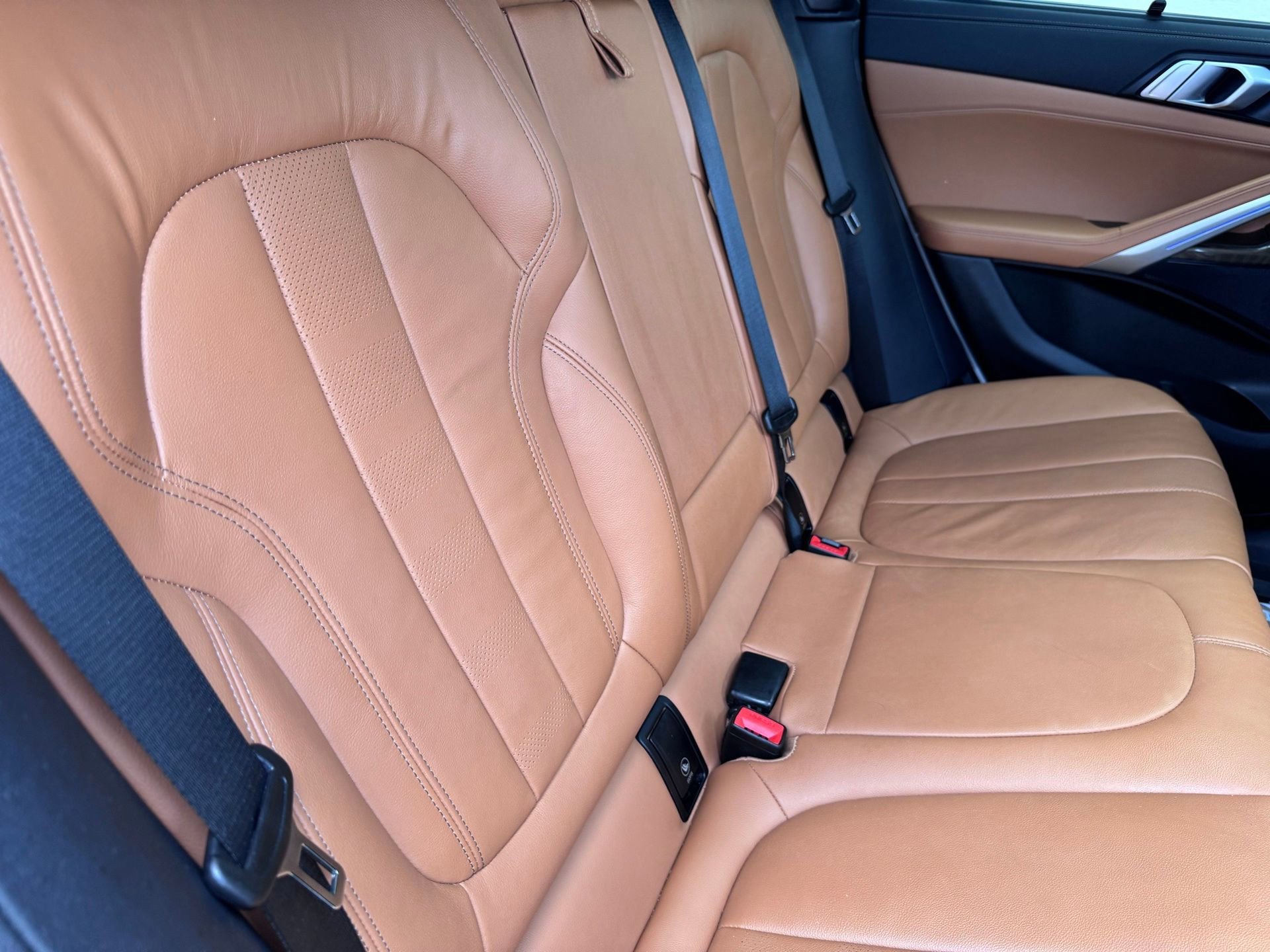 Used 2022 BMW X6 xDrive40i image 18