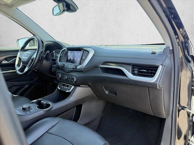 Used 2024 GMC Terrain SLT AWD/4WD image 12