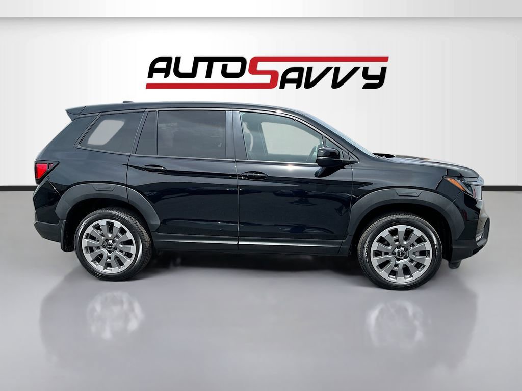 Used 2025 Honda Passport EX-L image 8