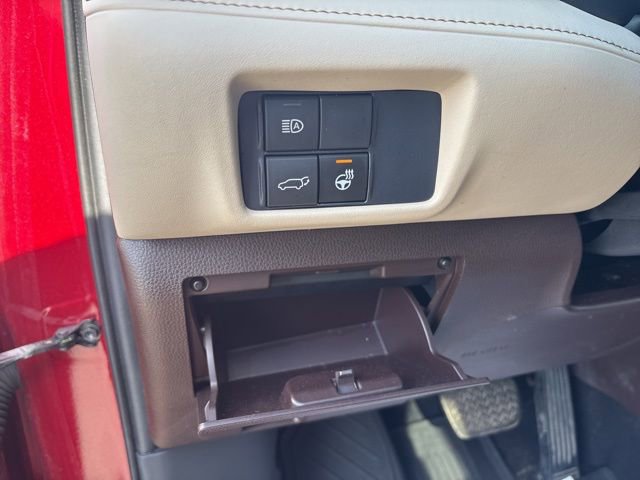 Used 2020 Toyota Highlander Limited image 52