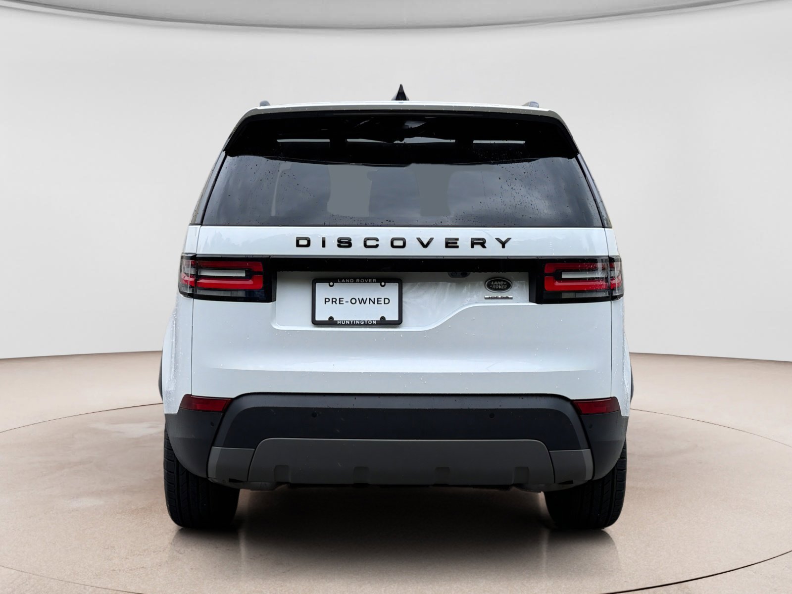 Used 2019 Land Rover Discovery HSE AWD/4WD image 4