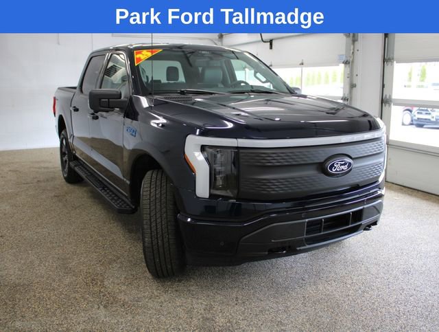 Used 2025 Ford F150 Lightning Flash image 8